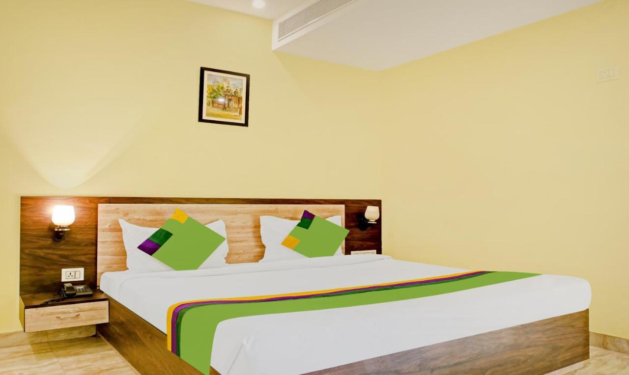 Treebo Trend Gupta Inn Varanasi Exterior foto