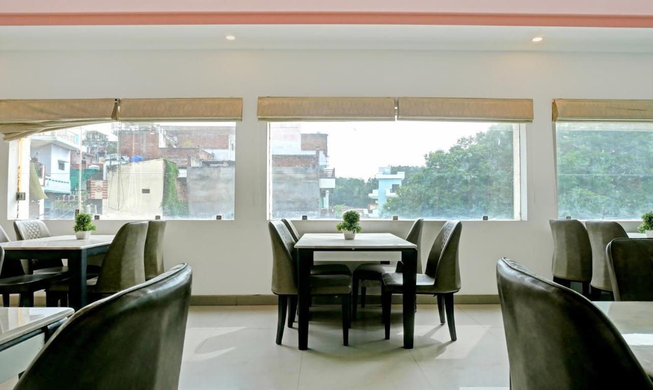Treebo Trend Gupta Inn Varanasi Exterior foto