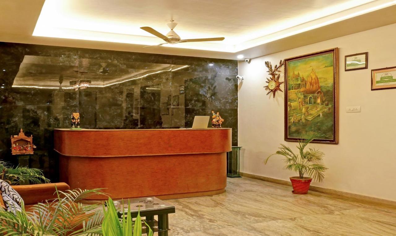 Treebo Trend Gupta Inn Varanasi Exterior foto