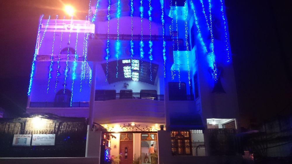 Treebo Trend Gupta Inn Varanasi Exterior foto