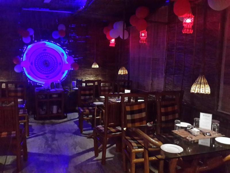 Treebo Trend Gupta Inn Varanasi Exterior foto